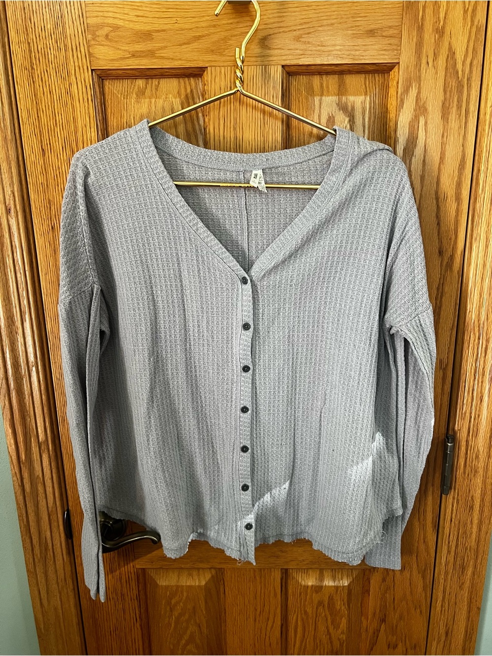 Mudd Light Gray Waffle Knit Button-Front Shirt